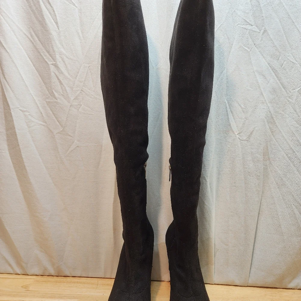 JLo Elegant Black Over-the-Knee Boots Size 7
